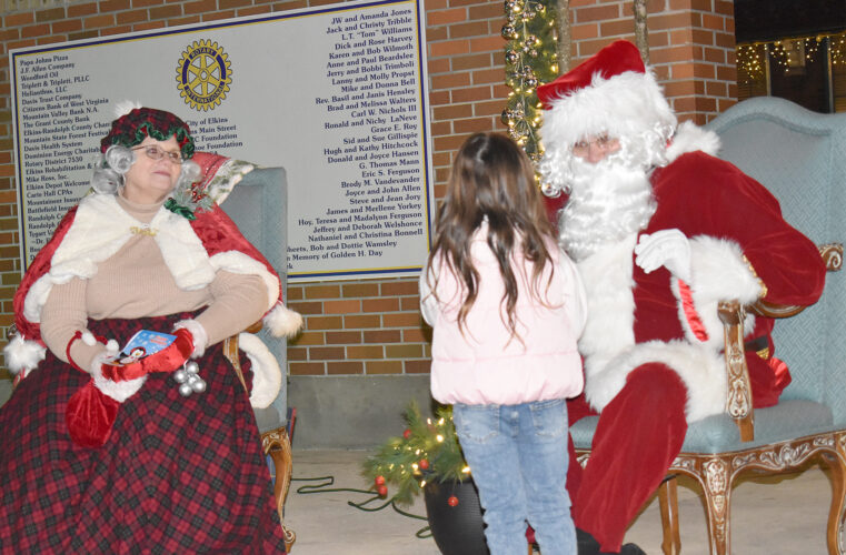 Community Christmas Tree Lighting